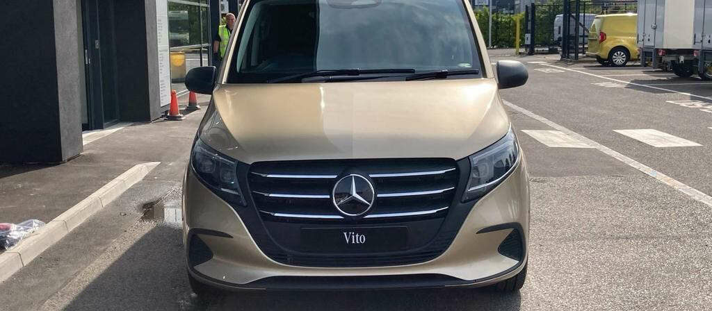 Mercedes-Banz-Vito-Gold3